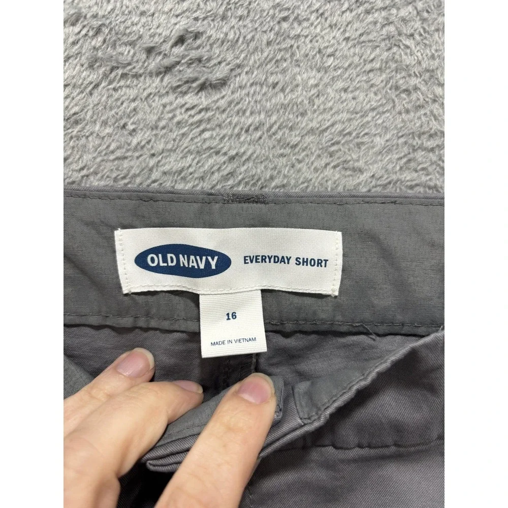 Old Navy 16 Gray Everyday Chino Shorts Womens NWT Coastal Casual‎ Summer Stretch